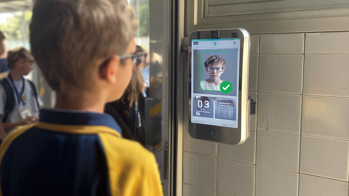 Segurança Escolar 4.0: Reconhecimento Facial e IA nas Escolas